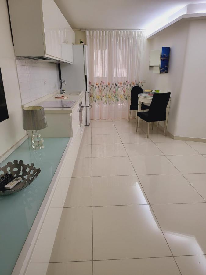 Apartment Megara House *